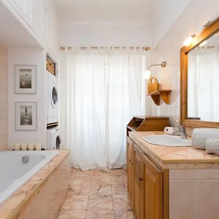 Lägenhet Sleeps 4 Air Con Wifi Cannes
