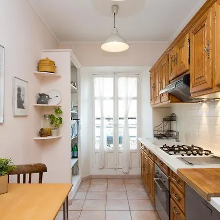 Sleeps 4 Air Con Wifi *